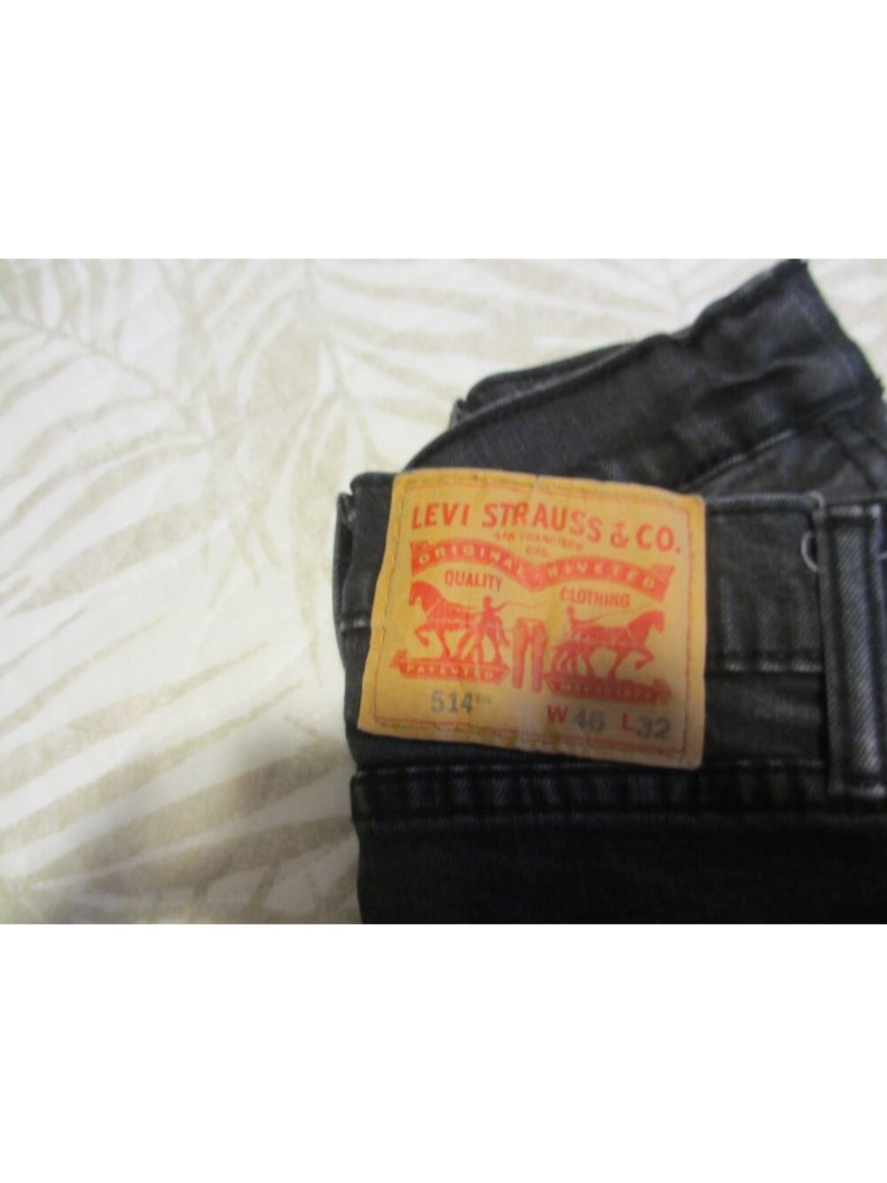 Levis Mens 514 Straight Fit Jeans W46 L32 Black Denim